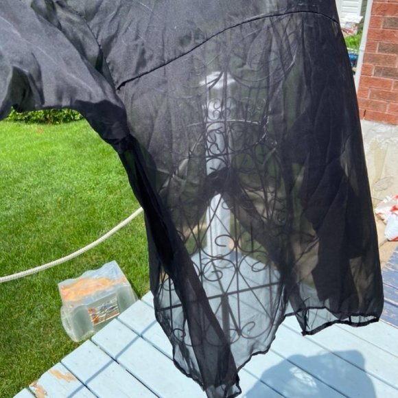 Sheer Polyester One Size Flowing Top with Gathered Seam Sleeves EUC - Picture 2 of 13